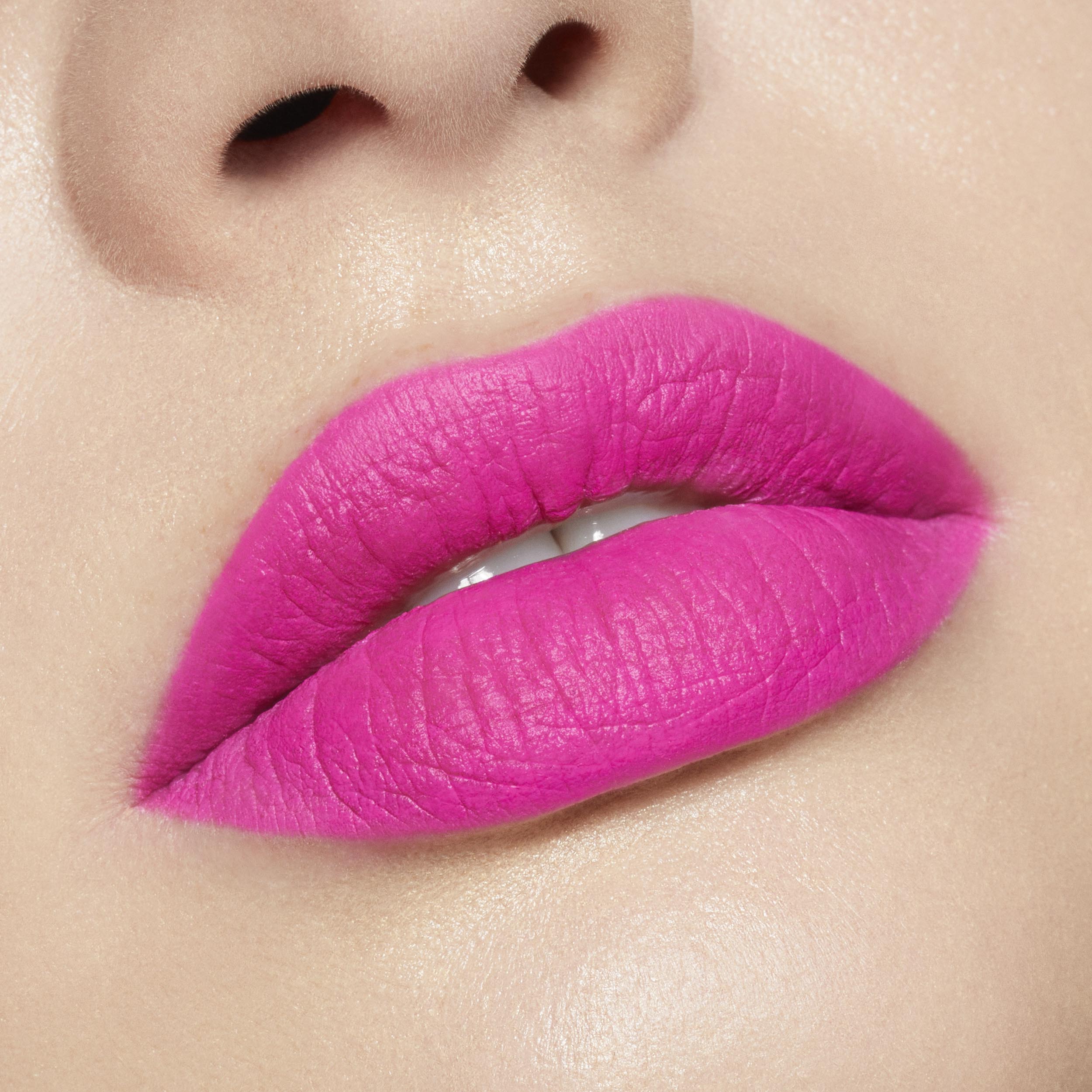 KJC_VLK_22_LipMacros_SayNoMore_01.jpg