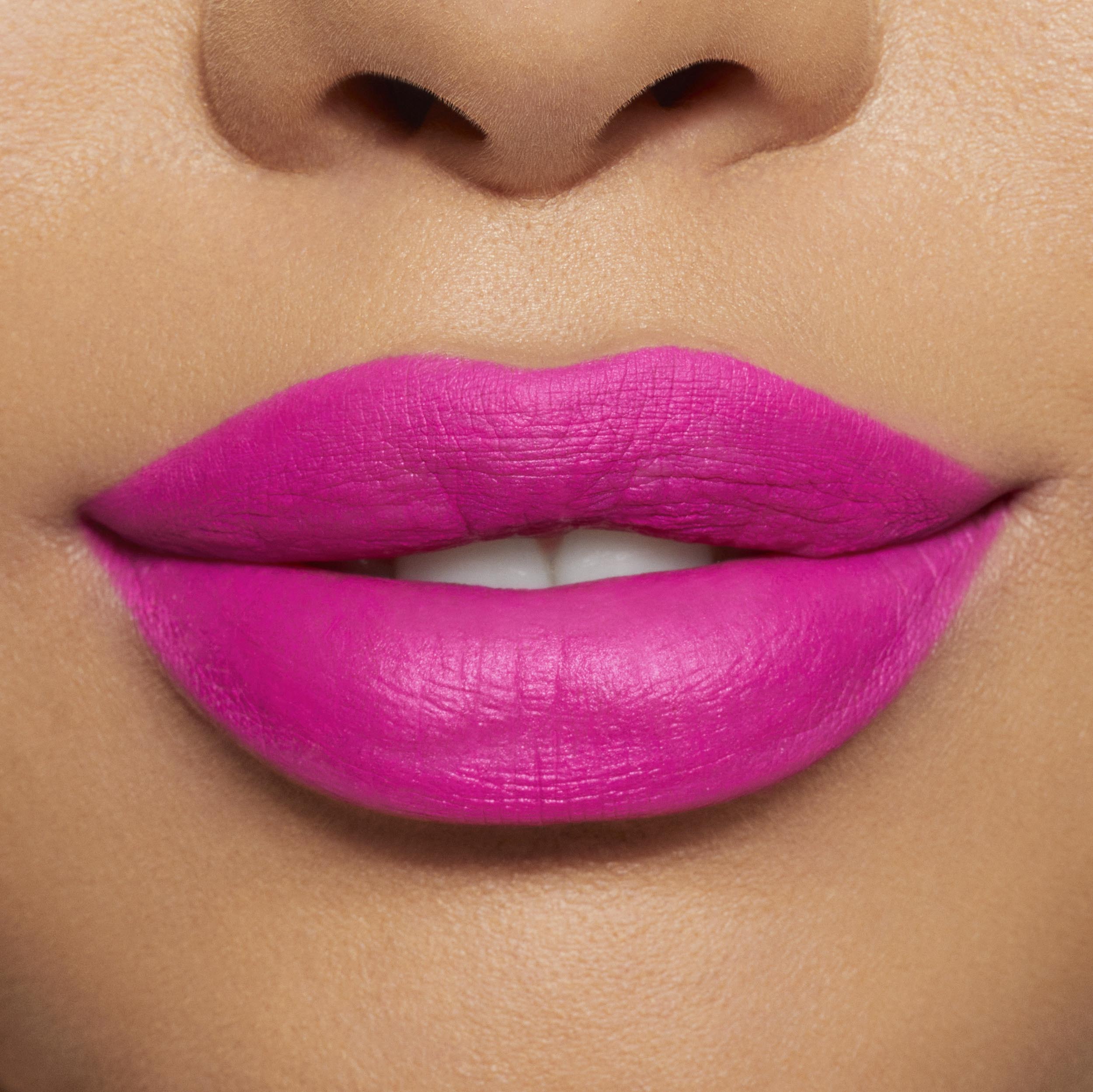 KJC_VLK_22_LipMacros_SayNoMore_02.jpg